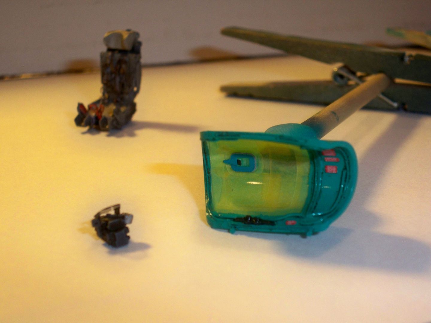 How to hold a plane canopy while spray painting? FineScale Modeler